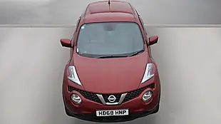 Used 2019 Nissan Juke Tekna Red - Interior and Exterior details 7