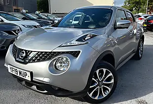 Used 2019 Nissan Juke Tekna Silver - Interior and Exterior details 3