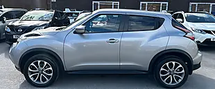 Used 2019 Nissan Juke Tekna Silver - Interior and Exterior details 4