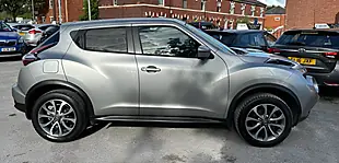 Used 2019 Nissan Juke Tekna Silver - Interior and Exterior details 8