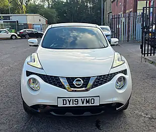 Used 2019 Nissan Juke Tekna White - Interior and Exterior details 3