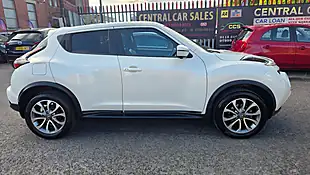 Used 2019 Nissan Juke Tekna White - Interior and Exterior details 5