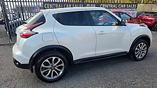 Used 2019 Nissan Juke Tekna White - Interior and Exterior details 9