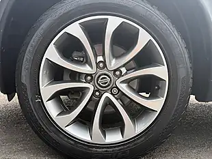 Used 2019 Nissan Juke Tekna White - Interior and Exterior details 19