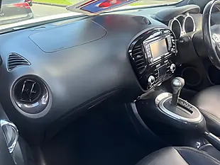Used 2019 Nissan Juke Tekna White - Interior and Exterior details 9