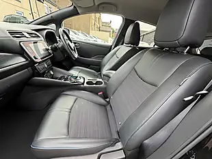 Used 2019 Nissan Leaf N-Connecta Black - Interior and Exterior details 14