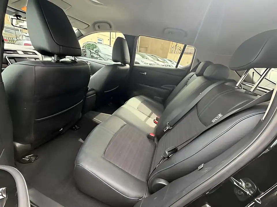 Used 2019 Nissan Leaf N-Connecta Black - Interior and Exterior details 9