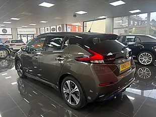 Used 2019 Nissan Leaf Tekna Bronze - Interior and Exterior details 10