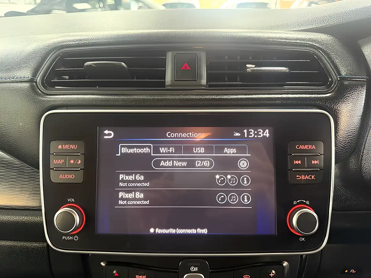 Used 2019 Nissan Leaf Tekna Bronze - Interior and Exterior details 18