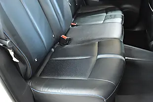Used 2019 Nissan Leaf Tekna Pearl White - Interior and Exterior details 14