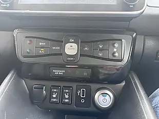 Used 2019 Nissan Leaf Tekna Red - Interior and Exterior details 17