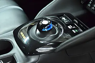 Used 2019 Nissan Leaf Tekna White - Interior and Exterior details 7