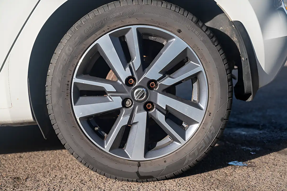 Used 2019 Nissan Micra Acenta Glaze White - Interior and Exterior details 12