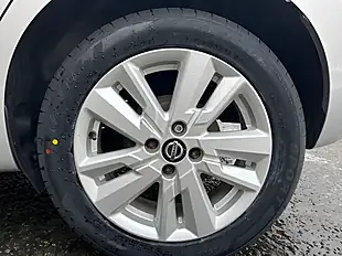 Used 2019 Nissan Micra Acenta Platinum Silver - Interior and Exterior details 17