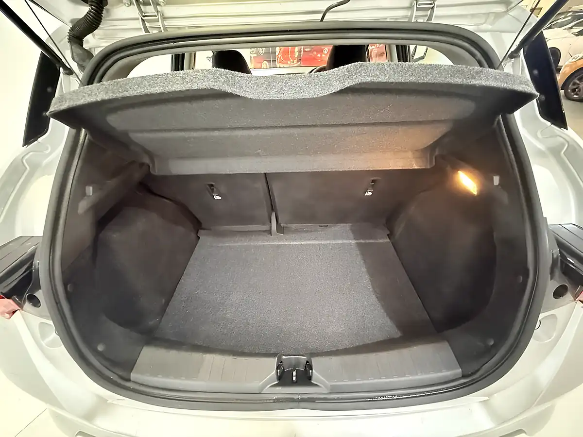 Used 2019 Nissan Micra Acenta Silver - Interior and Exterior details 13