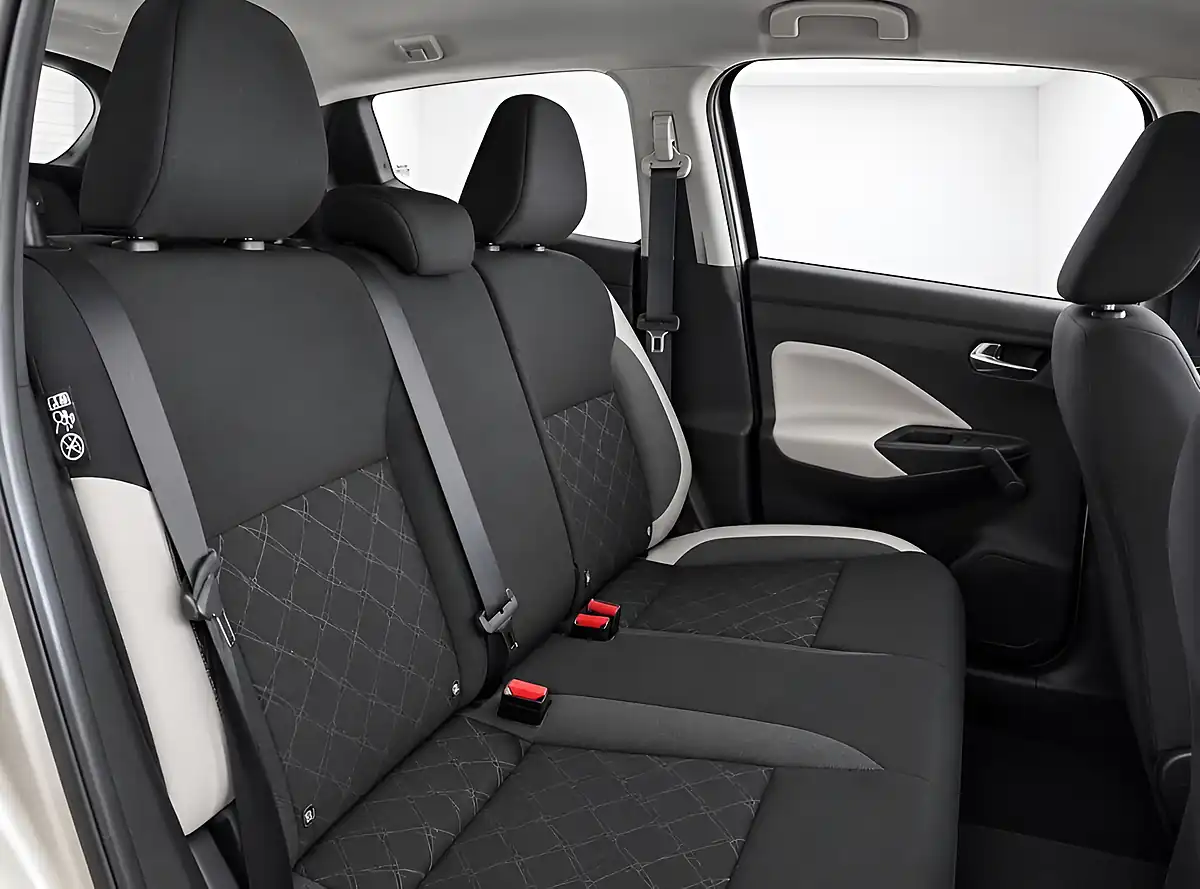 Used 2019 Nissan Micra Acenta Silver - Interior and Exterior details 11