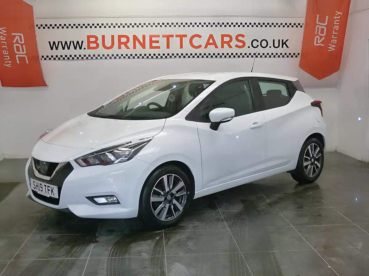 Used 2019 Nissan Micra Acenta White - Front View