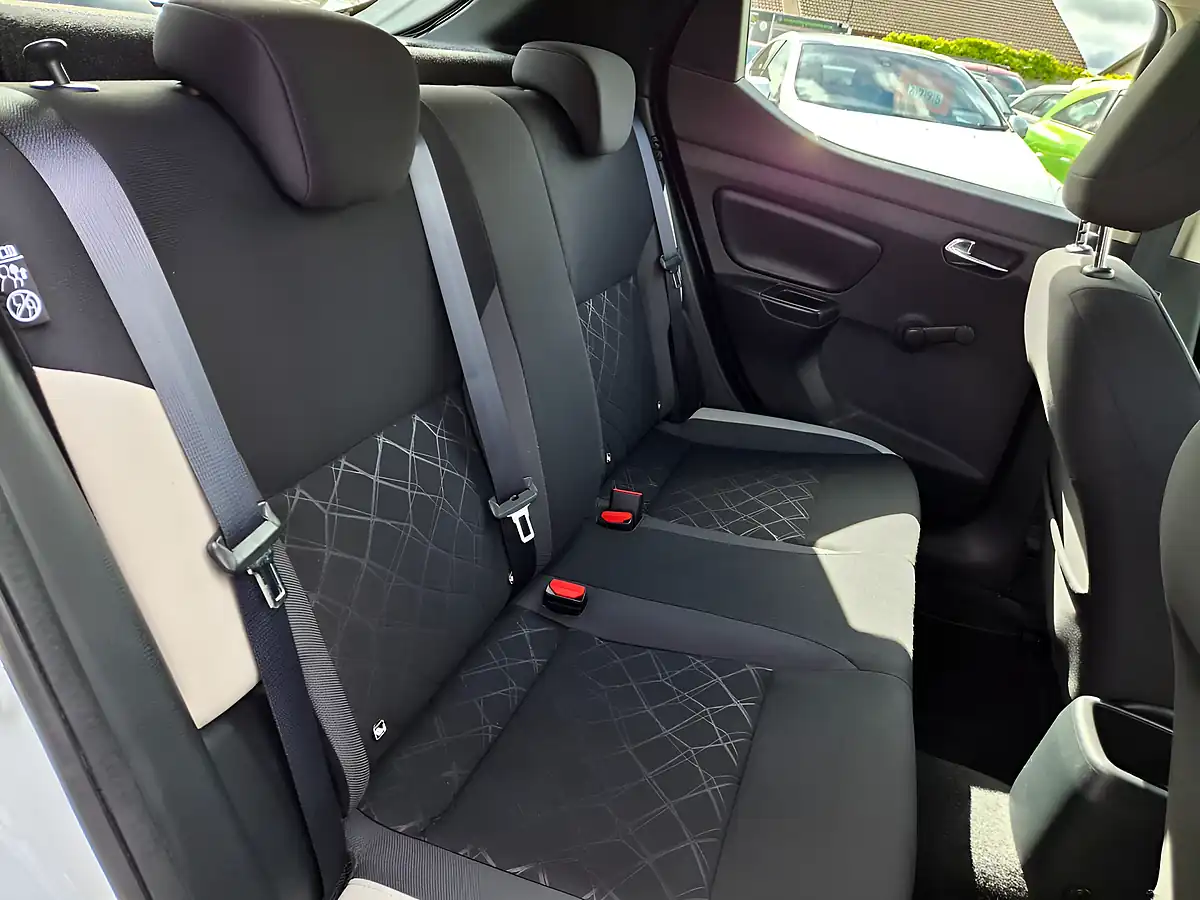 Used 2019 Nissan Micra Acenta White - Interior and Exterior details 14
