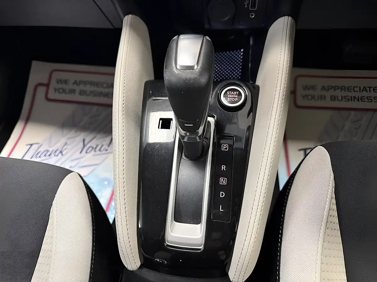 Used 2019 Nissan Micra Tekna Blue - Interior and Exterior details 10
