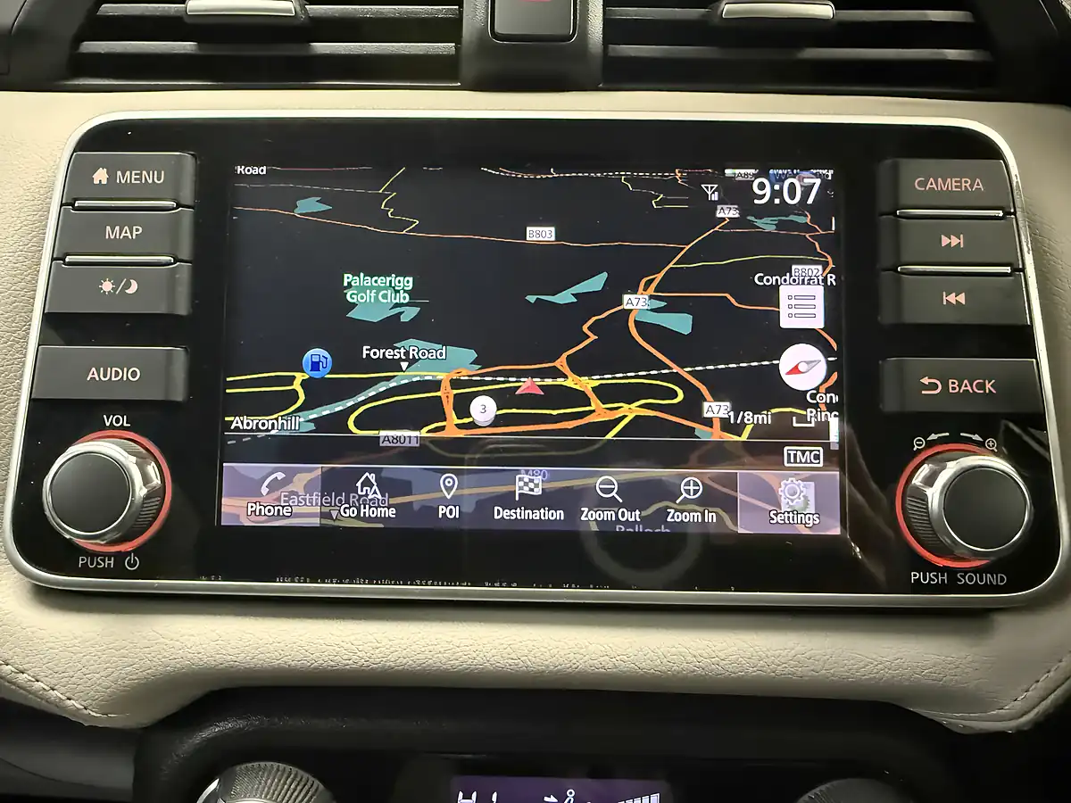 Used 2019 Nissan Micra Tekna Blue - Interior and Exterior details 11