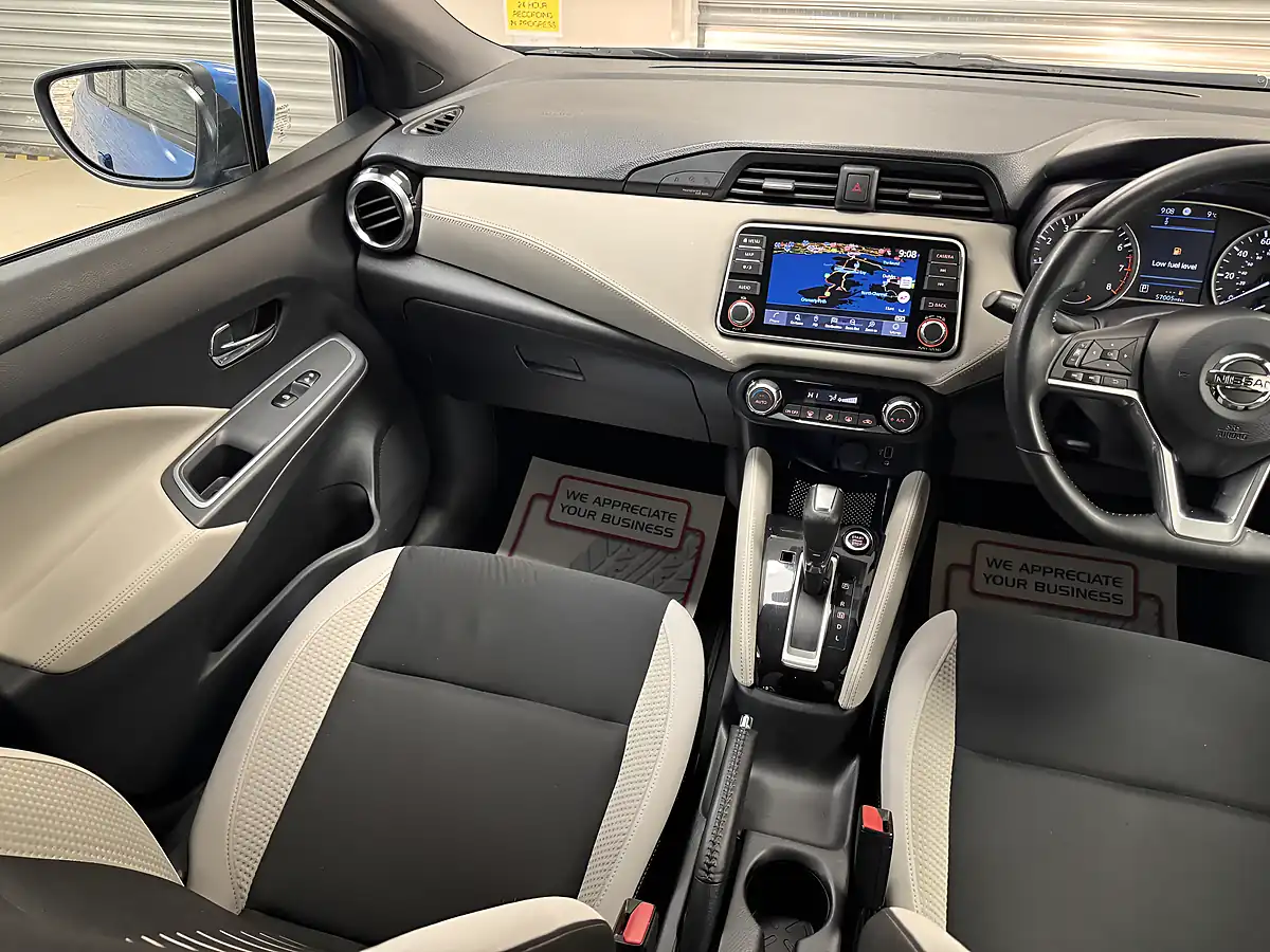 Used 2019 Nissan Micra Tekna Blue - Interior and Exterior details 14