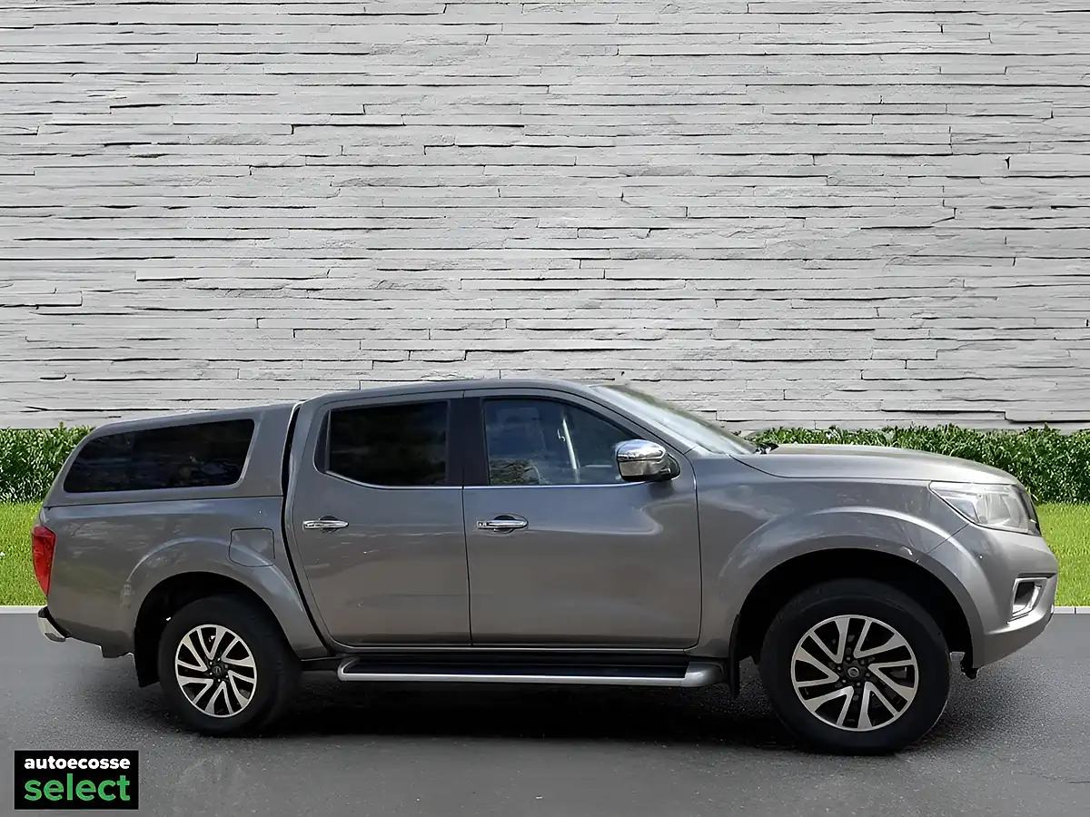 Used 2019 Nissan Navara N-Connecta Grey - Interior and Exterior details 2