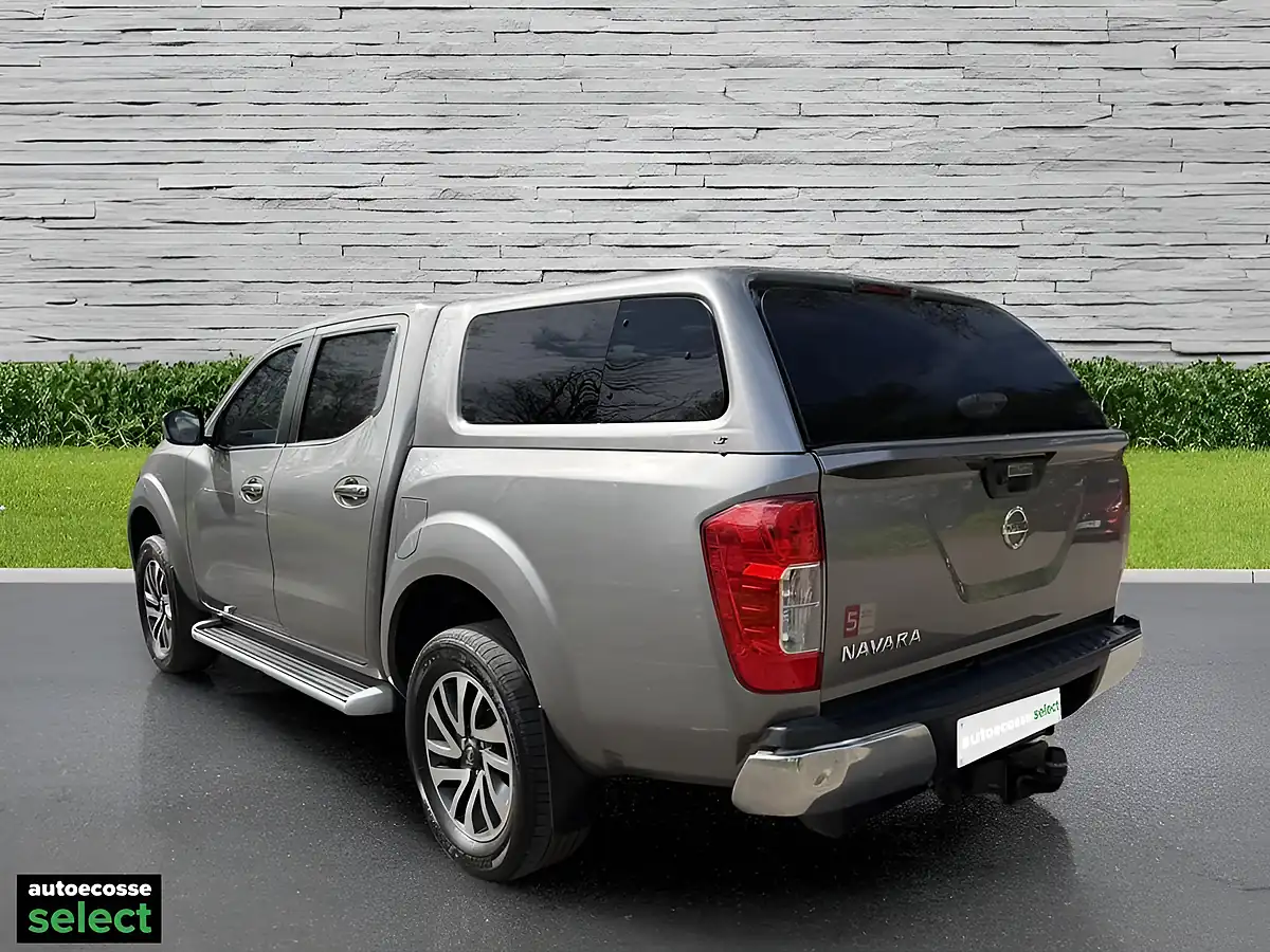 Used 2019 Nissan Navara N-Connecta Grey - Interior and Exterior details 6