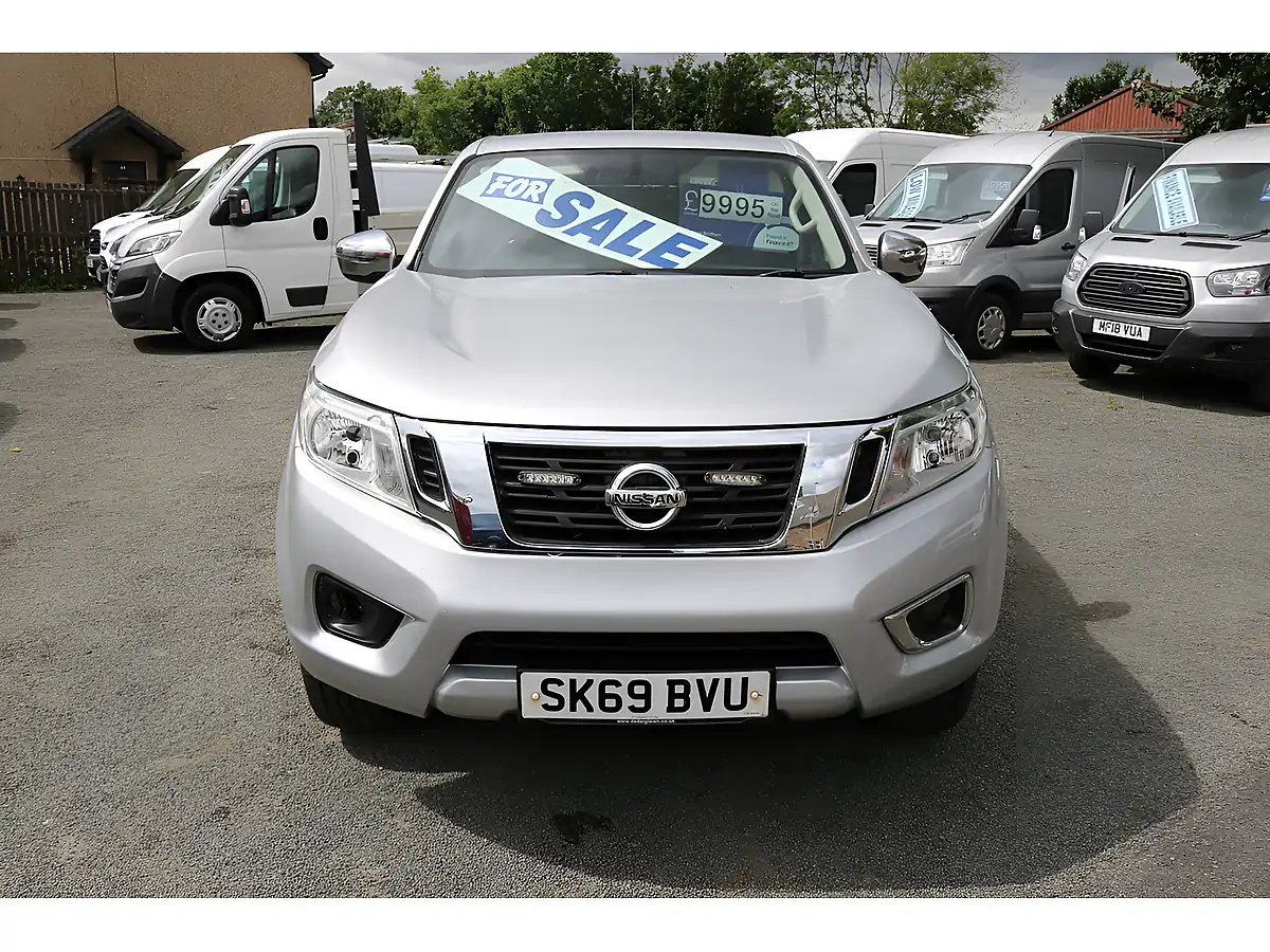 Used 2019 Nissan Navara N-Connecta Shr Dcb Silver - Interior and Exterior details 2