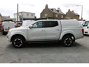 Used 2019 Nissan Navara N-Connecta Shr Dcb Silver - Interior and Exterior details 4