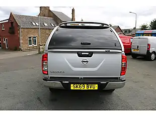 Used 2019 Nissan Navara N-Connecta Shr Dcb Silver - Interior and Exterior details 7