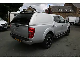 Used 2019 Nissan Navara N-Connecta Shr Dcb Silver - Interior and Exterior details 8