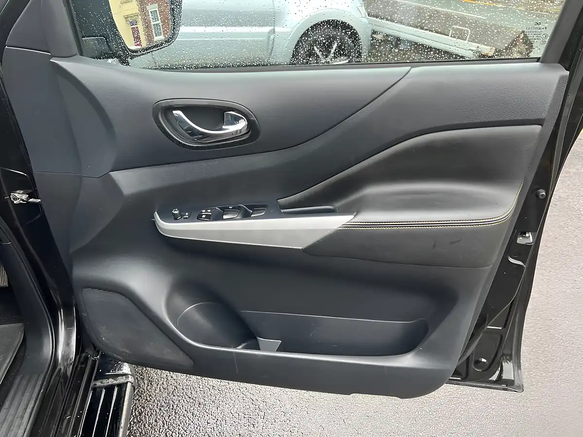 Used 2019 Nissan Navara N-Guard Black - Interior and Exterior details 19