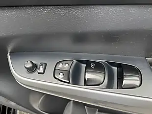 Used 2019 Nissan Navara N-Guard Black - Interior and Exterior details 20