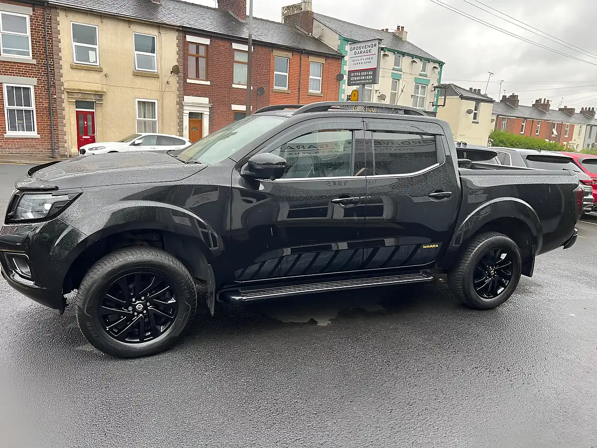 Used 2019 Nissan Navara N-Guard Black - Interior and Exterior details 4