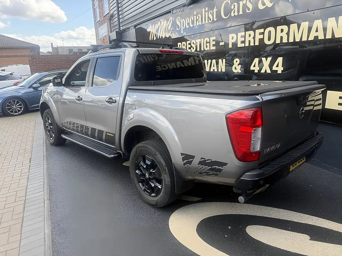 Used 2019 Nissan Navara N-Guard Grey - Interior and Exterior details 5