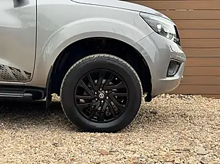 Used 2019 Nissan Navara N-Guard Grey - Interior and Exterior details 10