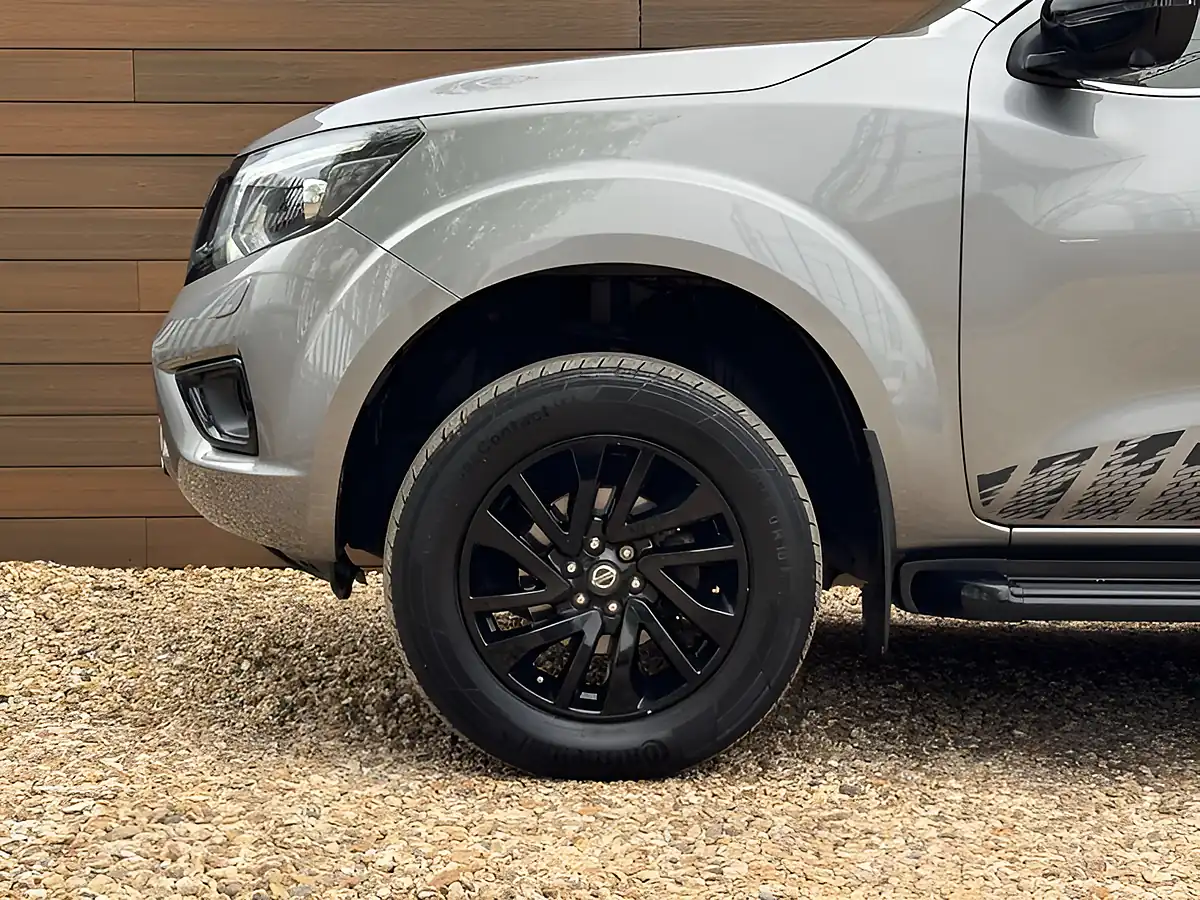 Used 2019 Nissan Navara N-Guard Grey - Interior and Exterior details 11