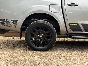 Used 2019 Nissan Navara N-Guard Grey - Interior and Exterior details 12