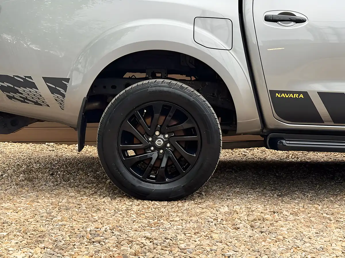 Used 2019 Nissan Navara N-Guard Grey - Interior and Exterior details 12
