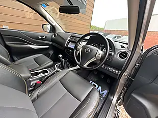 Used 2019 Nissan Navara N-Guard Grey - Interior and Exterior details 15