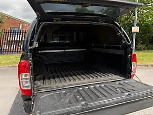 Used 2019 Nissan Navara Off-Roader AT32 Black - Interior and Exterior details 15