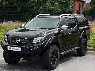 Used 2019 Nissan Navara Off-Roader AT32 Black - Interior and Exterior details 3