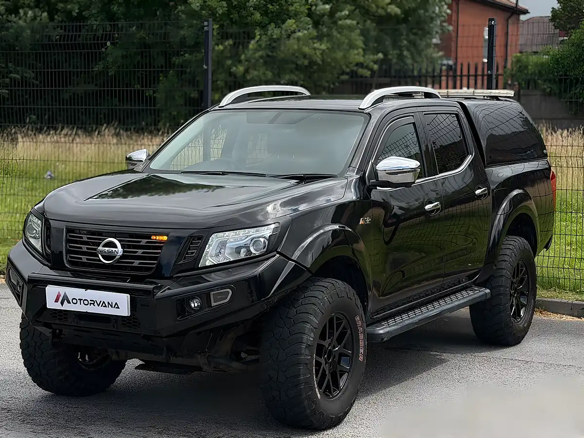 Used 2019 Nissan Navara Off-Roader AT32 Black - Interior and Exterior details 3
