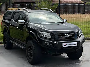 Used 2019 Nissan Navara Off-Roader AT32 Black - Interior and Exterior details 6