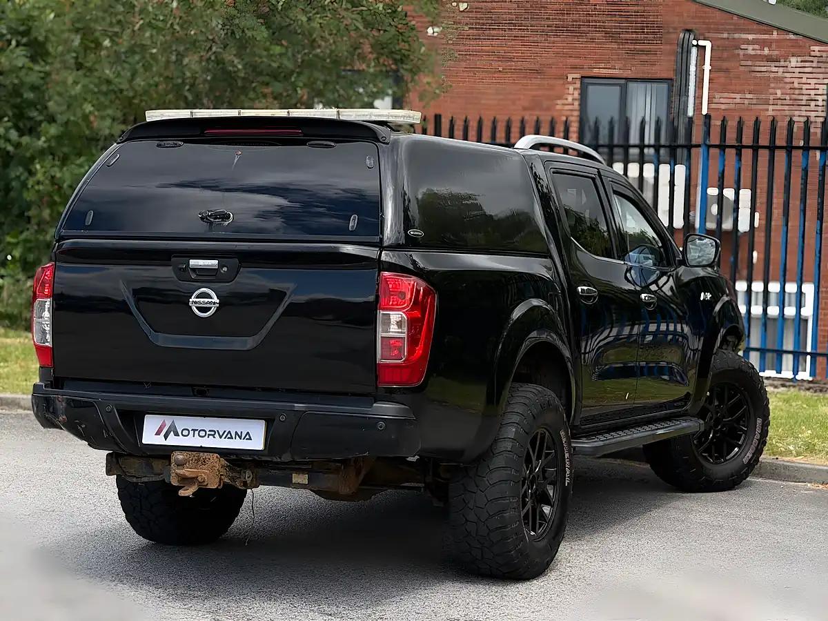 Used 2019 Nissan Navara Off-Roader AT32 Black - Interior and Exterior details 7