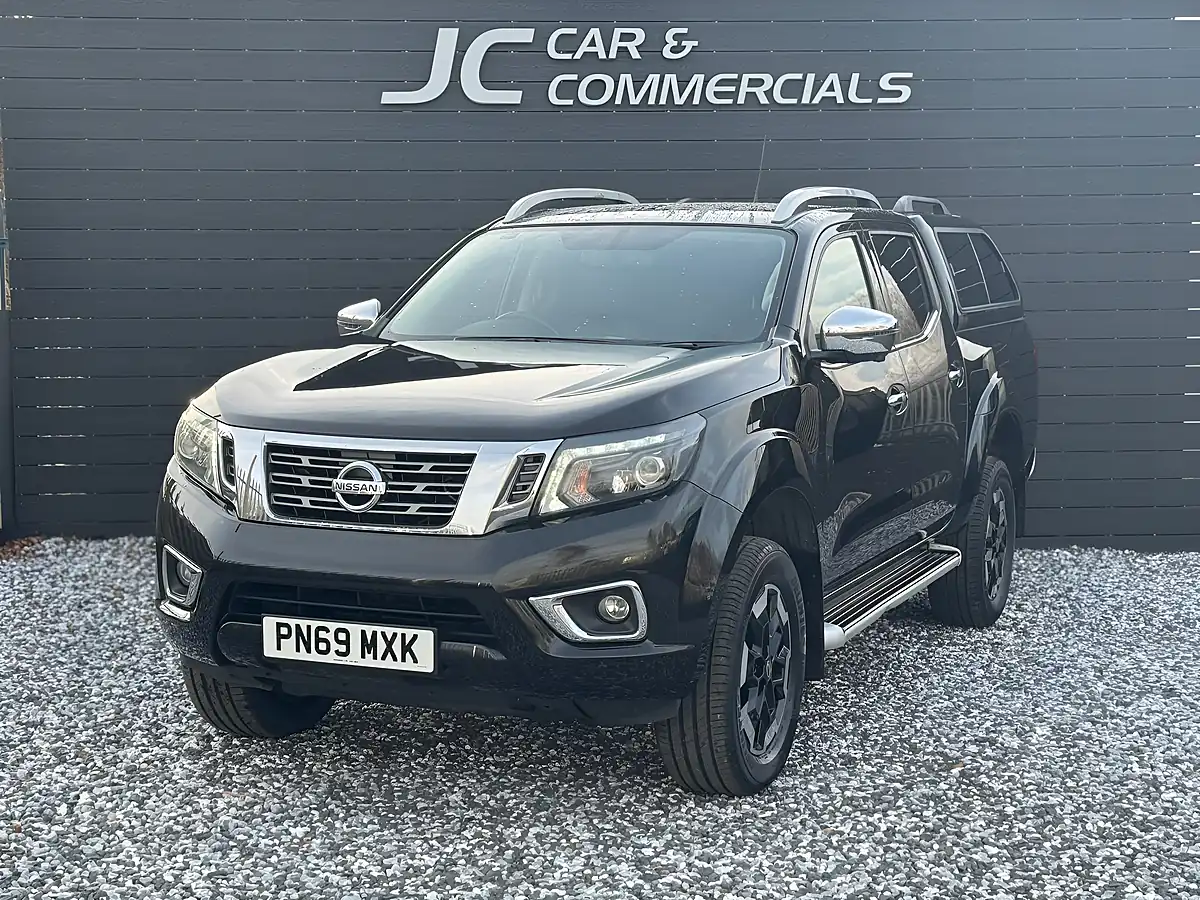 Used 2019 Nissan Navara Tekna Black - Interior and Exterior details 6