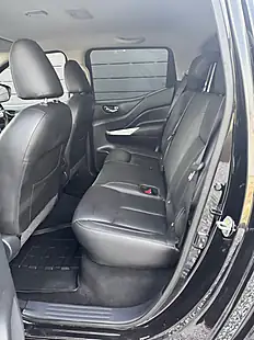 Used 2019 Nissan Navara Tekna Black - Interior and Exterior details 8