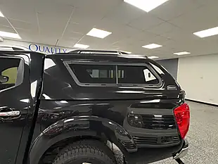 Used 2019 Nissan Navara Tekna Black - Interior and Exterior details 18
