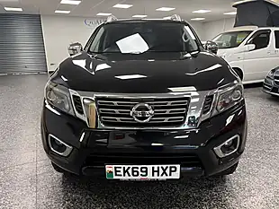 Used 2019 Nissan Navara Tekna Black - Interior and Exterior details 6