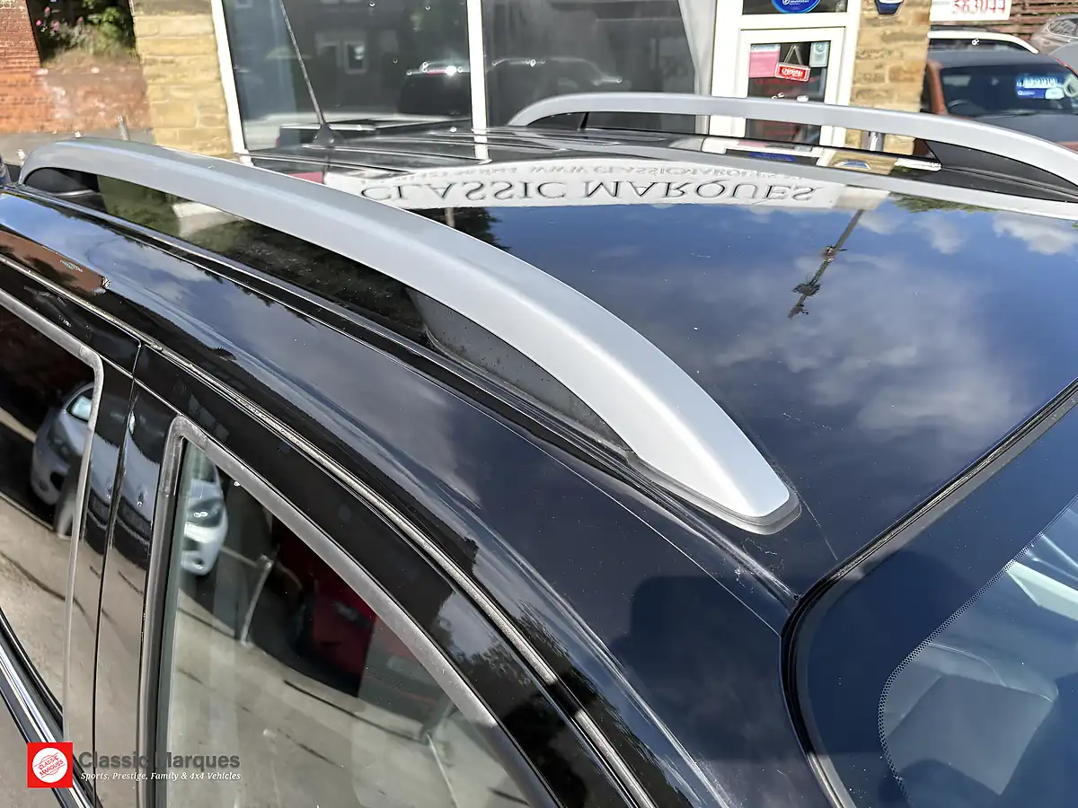 Used 2019 Nissan Navara Tekna Black - Interior and Exterior details 11